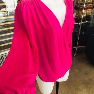 Deep plunge Fuchsia blouse